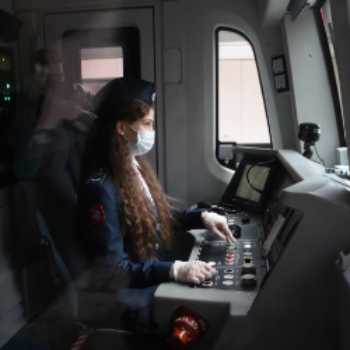 اولین زن راننده مترو